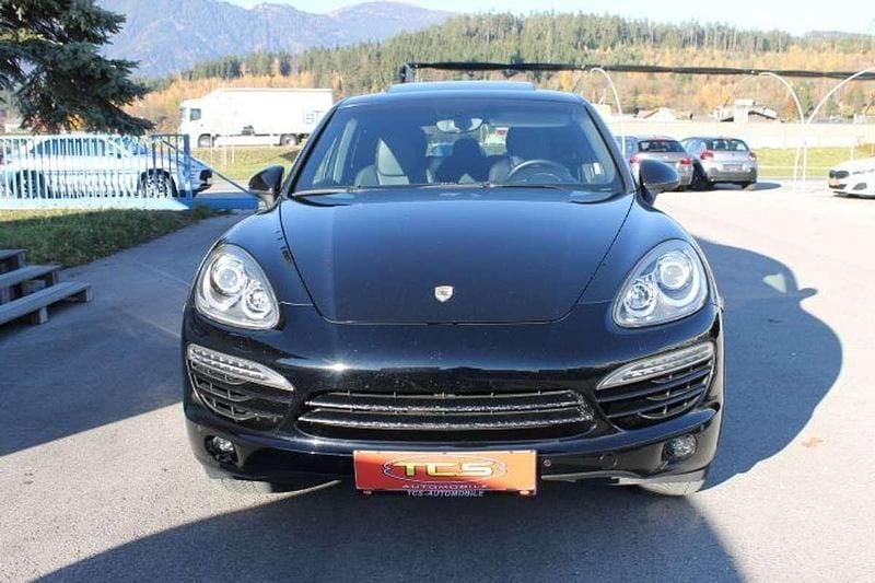Gebraucht Porsche Cayenne 245 PS (180 kW) 2012 Schwarz SUV