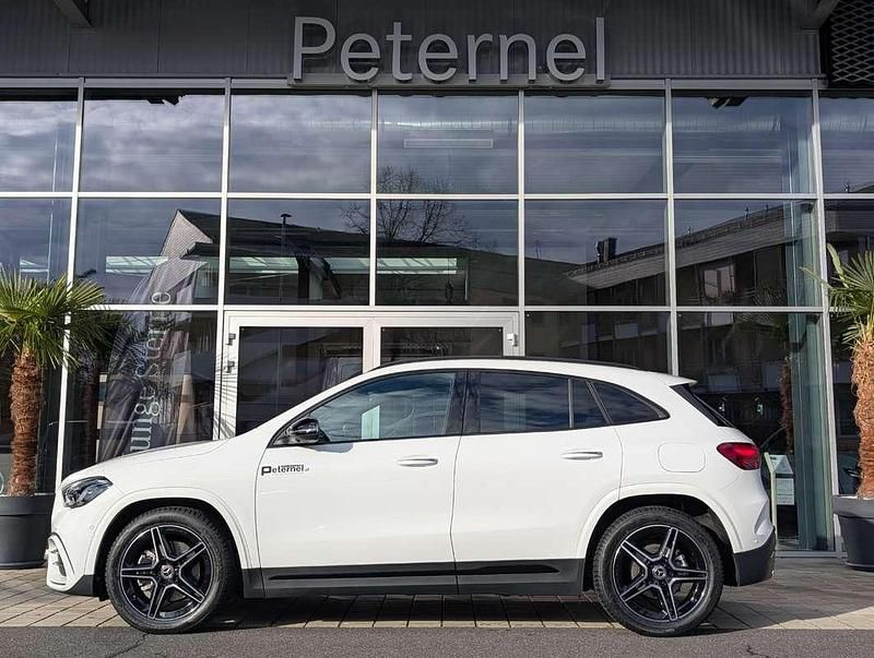 Gebraucht Mercedes GLA200 AMG line 150 PS (110 kW) 2025 Weiß SUV