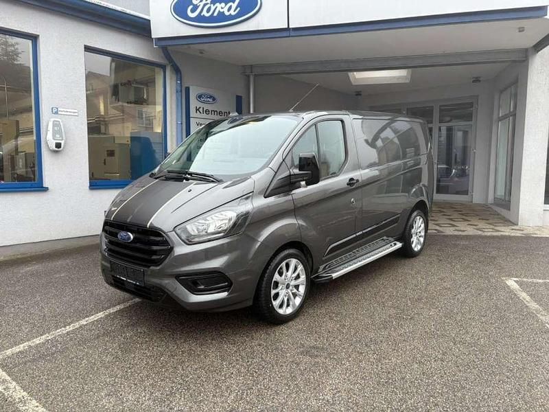 Gebraucht Ford Transit Basis 107 PS (78 kW) 2020 Grau Van