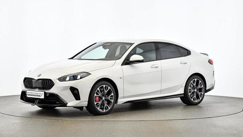 Gebraucht BMW 220 M Sport 163 PS (119 kW) 2025 Weiß Coupé
