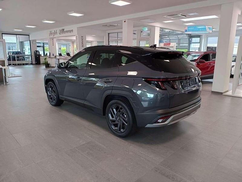Neu Hyundai Tucson 160 PS (117 kW) 2025 Grau SUV