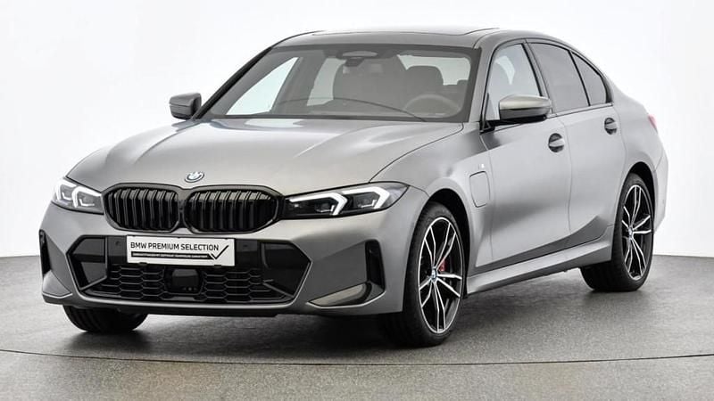 Gebraucht BMW 330 Efficient Dynamics 184 PS (135 kW) 2024 Limousine