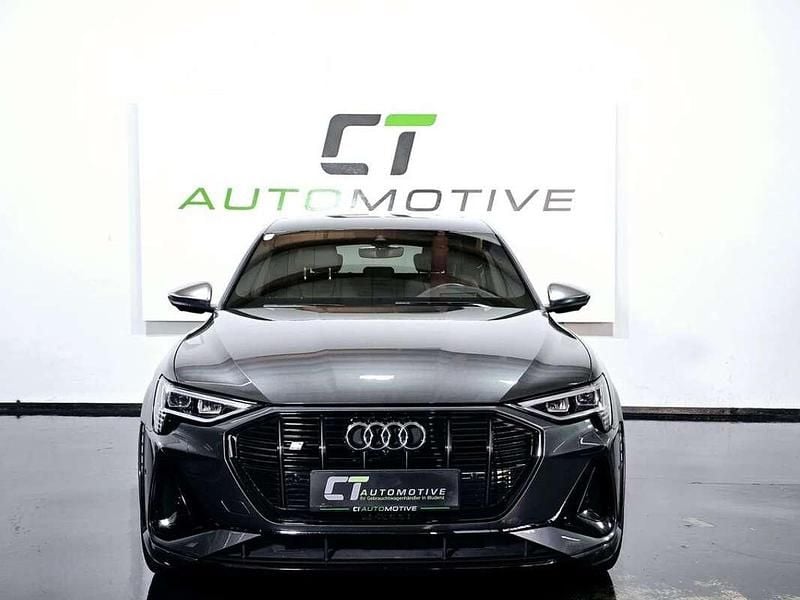 Gebraucht Audi e-tron Ambiente 369 kW (503 PS) 2021 Grau SUV