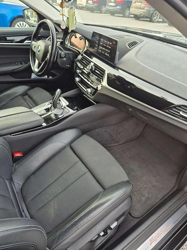 Gebraucht BMW 520 Sport Line 190 PS (139 kW) 2017 Limousine