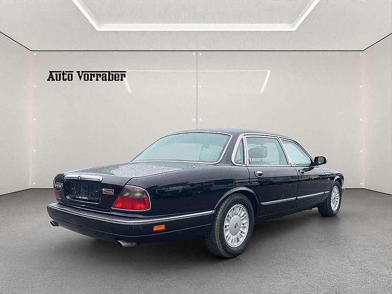 Gebraucht Daimler Double Six Serie 1 311 PS (228 kW) 1995 Schwarz Limousine