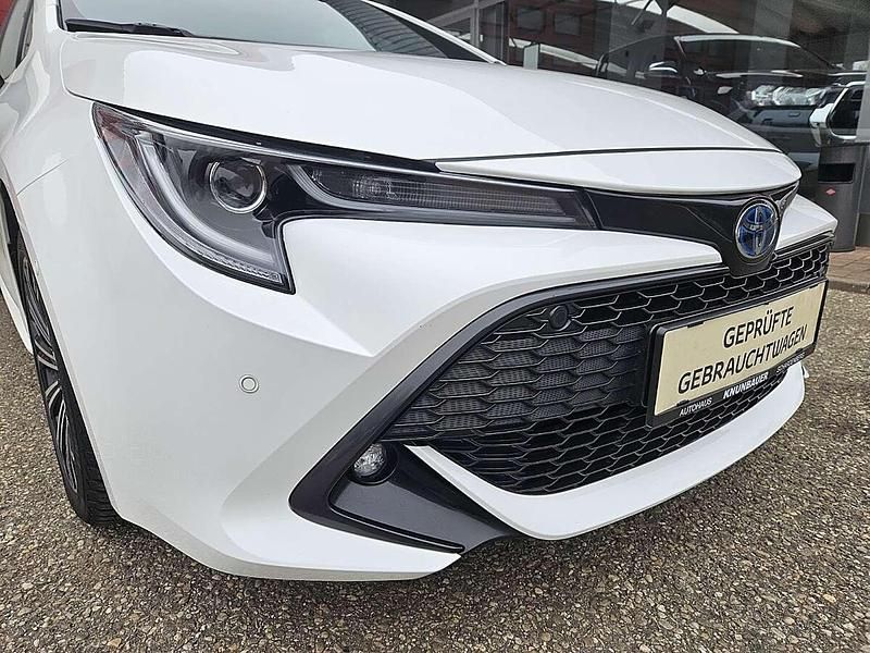 Gebraucht Toyota Corolla Active 98 PS (72 kW) 2021 Weiß Limousine