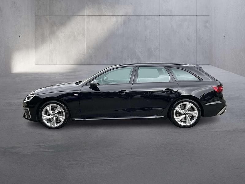 Gebraucht Audi A4 S-Line 163 PS (119 kW) 2024 Schwarz  metallicperleffektno Kombi