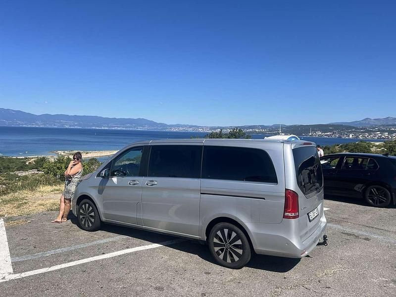 Gebraucht Mercedes E250 Avantgarde 190 PS (139 kW) 2021 Kombi