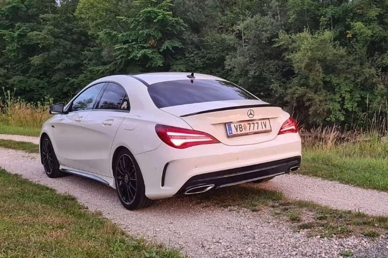 Gebraucht Mercedes CLA180 122 PS (89 kW) 2016 Weiß Limousine