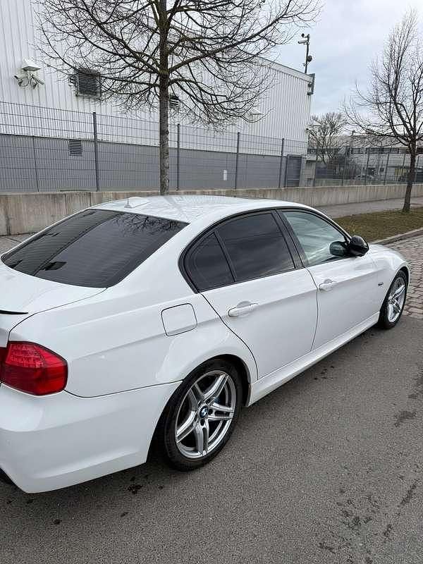 Gebraucht BMW 330 Performance 245 PS (180 kW) 2010 Limousine