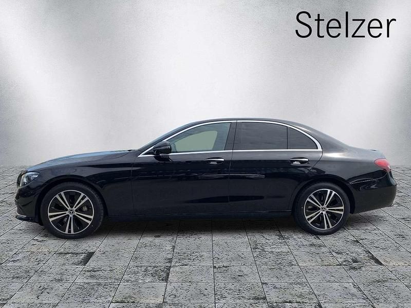 Gebraucht Mercedes E400 330 PS (242 kW) 2021 Schwarz Limousine