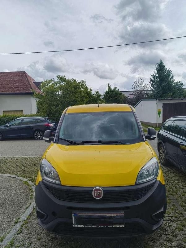 Gebraucht 2017 Fiat Doblò Van / Kleinbus | € 4.299 (Superpreis) - Bild 1/4