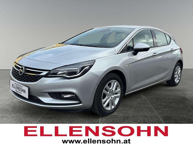 Gebraucht Opel Astra Innovation 105 PS (77 kW) 2017 Silber Kleinwagen