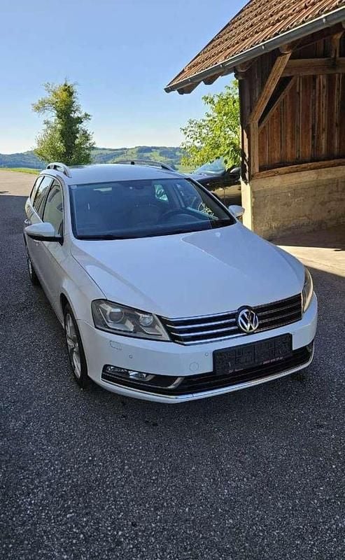 Gebraucht VW Passat Comfortline 170 PS (125 kW) 2012 Kombi