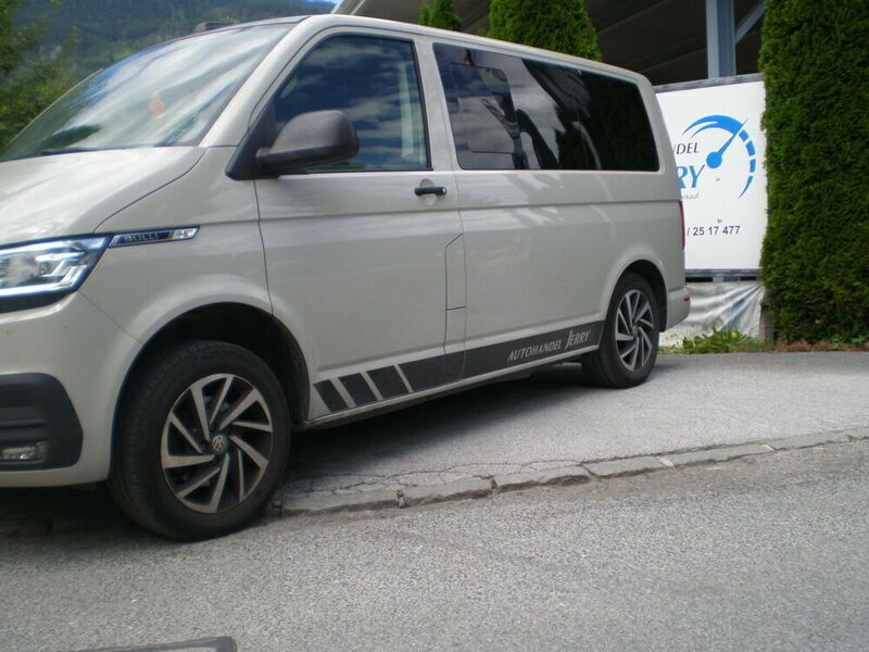 Gebraucht VW Multivan 150 PS (110 kW) 2022 Van