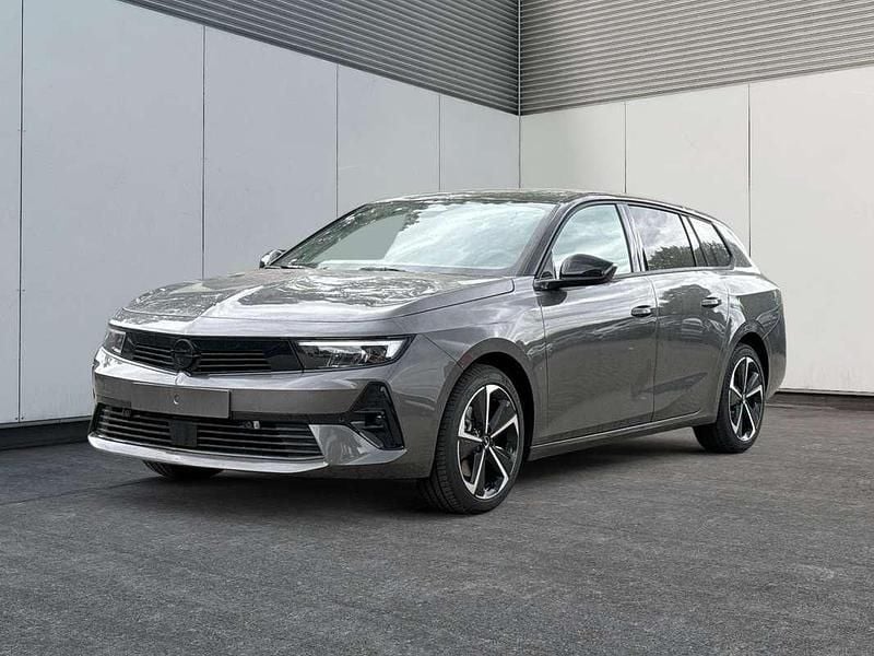 Neu Opel Astra 131 PS (96 kW) 2025 Grau Limousine