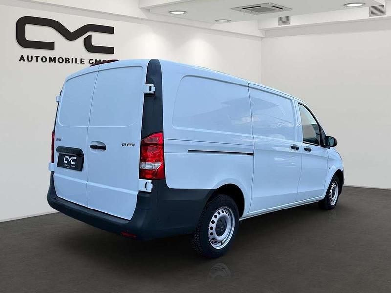 Gebraucht Mercedes Vito 114 PS (83 kW) 2019 Weiß Van