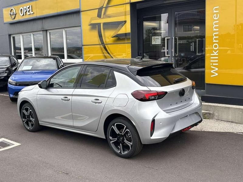 Neu Opel Corsa 99 PS (72 kW) 2025 Silber Limousine