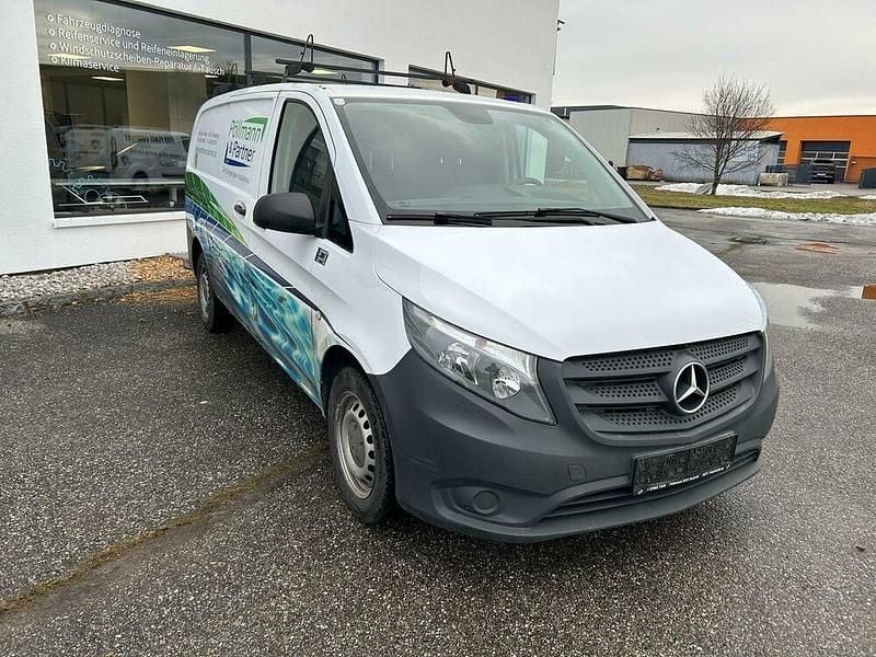 Gebraucht Mercedes Vito 114 PS (83 kW) 2015 Van