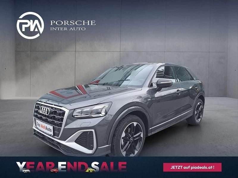 Grau Gebraucht 2024 Audi Q2 S-Line SUV | € 38.990 - Bild 1/4