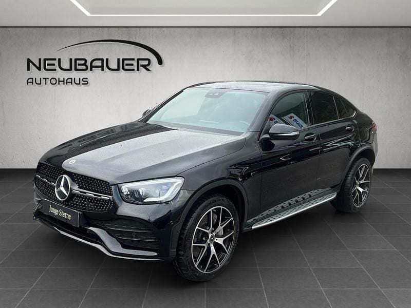 Gebraucht Mercedes GLC300e 194 PS (142 kW) 2021 Schwarz Coupé