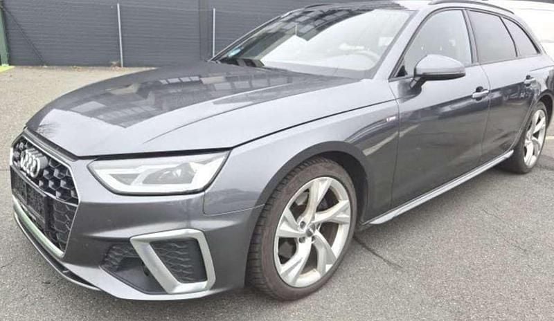 Gebraucht Audi A4 S-Line 136 PS (100 kW) 2019 Grau Kombi
