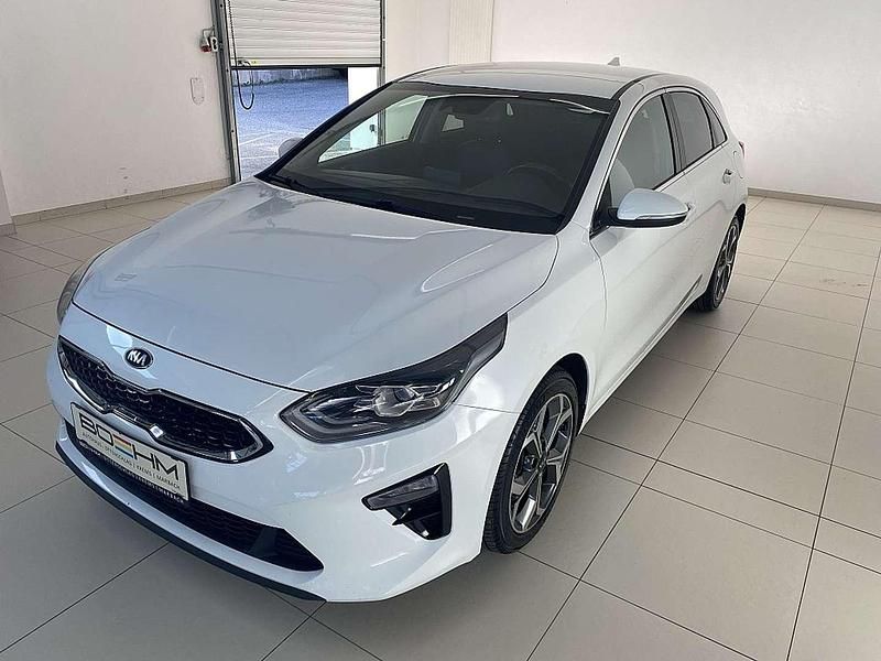 Weiß Gebraucht 2019 Kia Ceed Kleinwagen | € 11.990 (Fairer Preis) - Bild 1/4