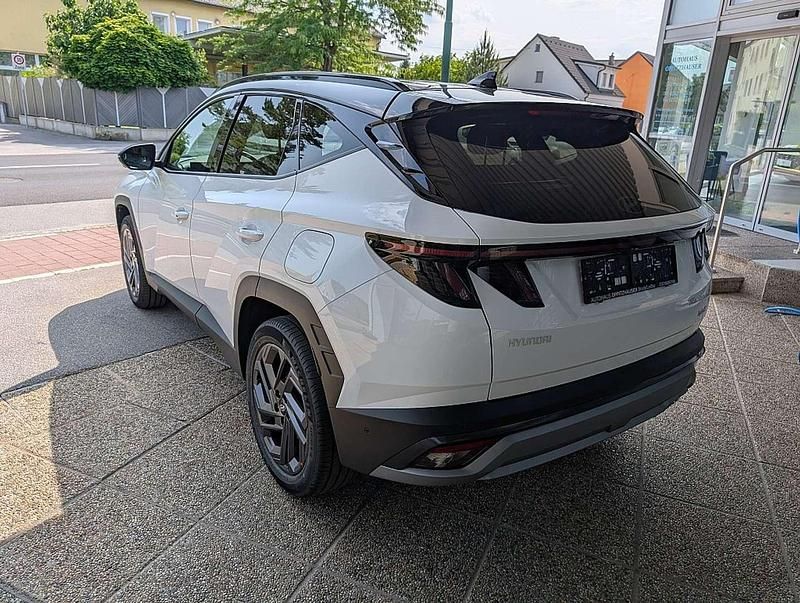Neu Hyundai Tucson 160 PS (117 kW) 2025 Weiß SUV