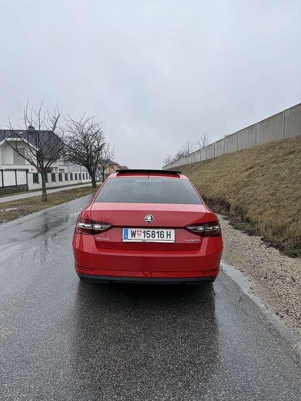 Gebraucht Skoda Superb Style 190 PS (139 kW) 2016 Limousine