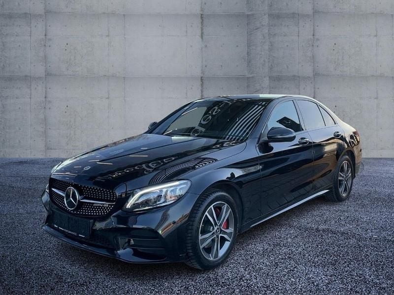 Gebraucht Mercedes C220 AMG line 194 PS (142 kW) 2019 Schwarz Limousine