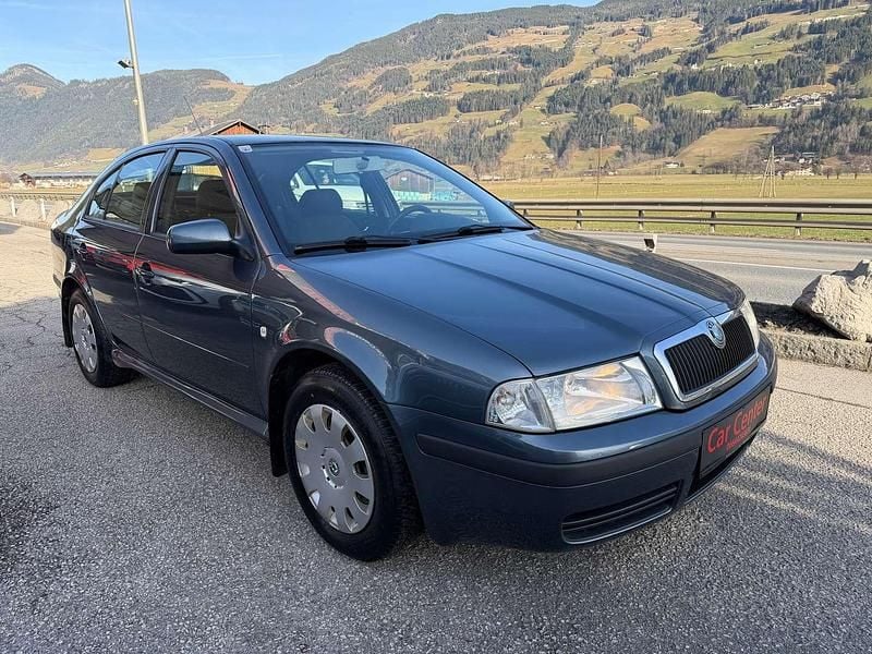 Gebraucht Skoda Octavia Tour 101 PS (74 kW) 2006 Grau Kleinwagen
