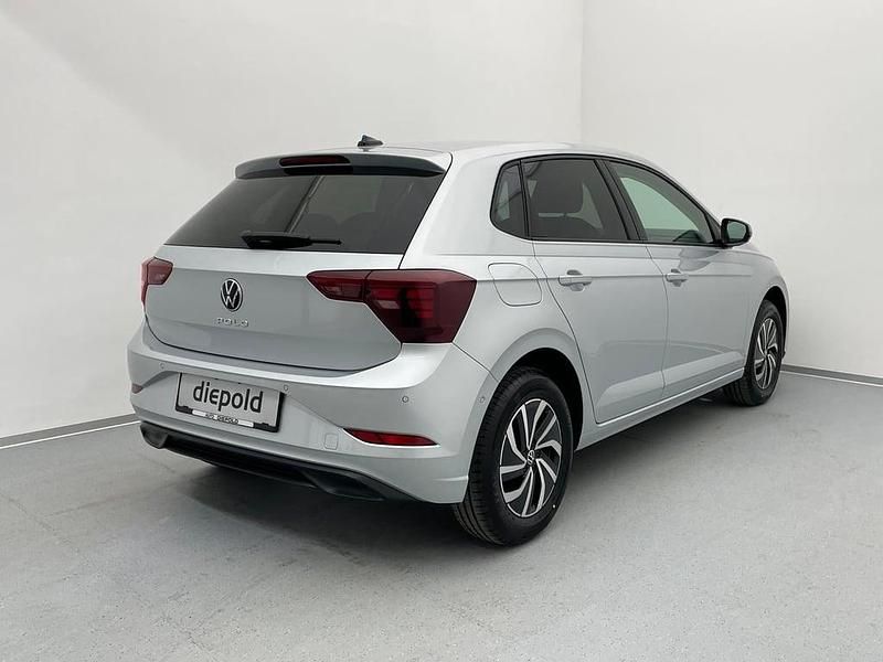 Gebraucht VW Polo 95 PS (69 kW) 2025 Silber  metallic Limousine