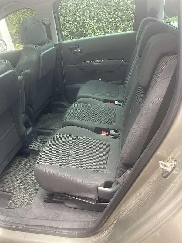 Gebraucht Peugeot 5008 S 120 PS (88 kW) 2017 Grau Van / Kleinbus