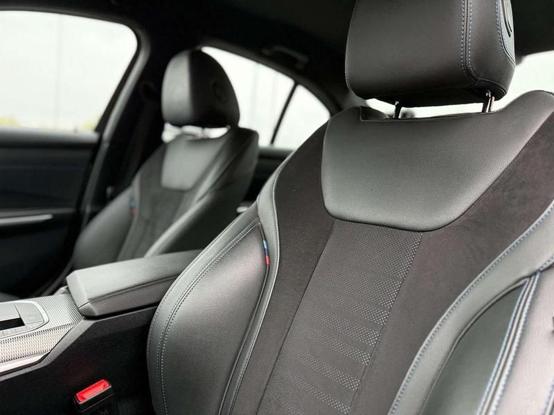 Gebraucht BMW 320 M Sport 190 PS (139 kW) 2019 Weiß Limousine