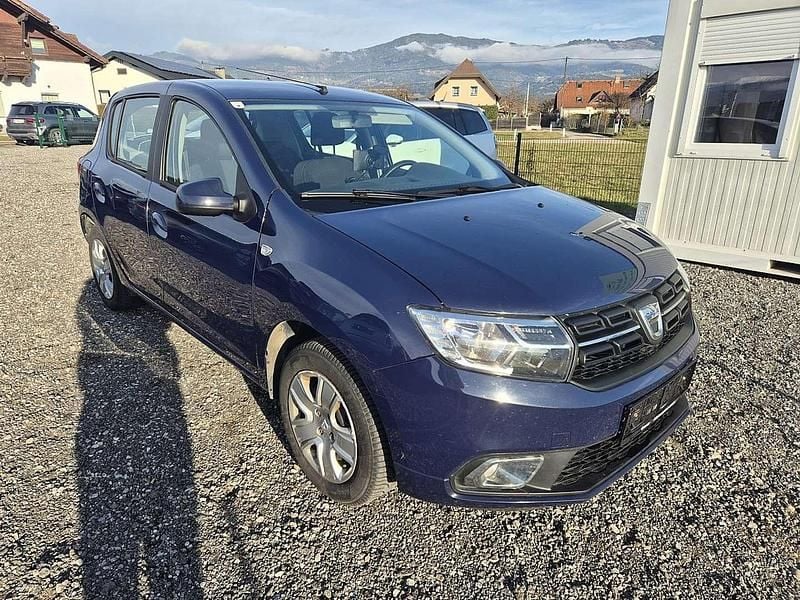 Blau Gebraucht 2018 Dacia Sandero Limousine | € 7.990 (Fairer Preis) - Bild 1/4