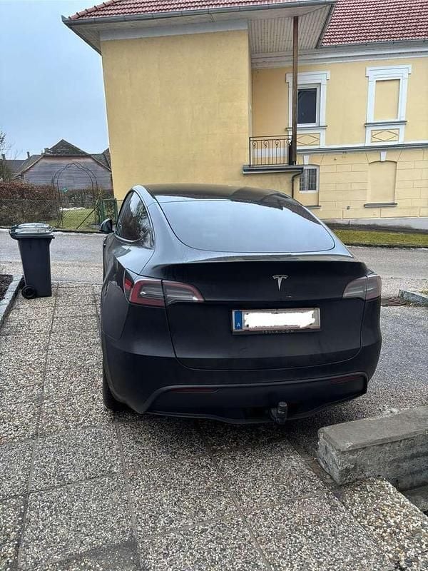 Gebraucht Tesla Model Y 255 kW (347 PS) 2023 SUV