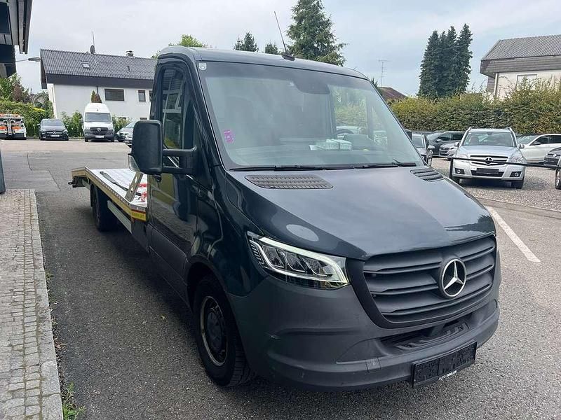 Gebraucht Mercedes Sprinter 190 PS (139 kW) 2021 Grau Van