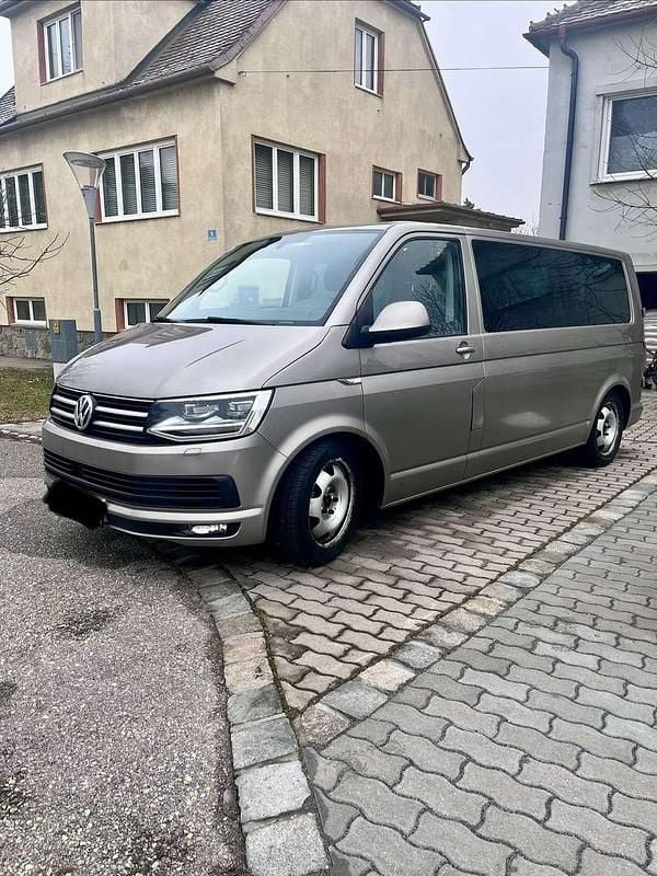Gebraucht 2017 VW Caravelle Highline Van / Kleinbus | € 30.000 - Bild 1/4