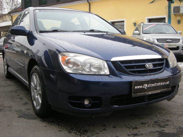 Kia cerato crdi