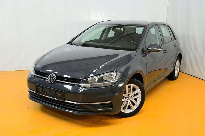 Grau Gebraucht 2018 VW Golf Comfortline Limousine | € 14.890 (Fairer Preis) - Bild 1/4