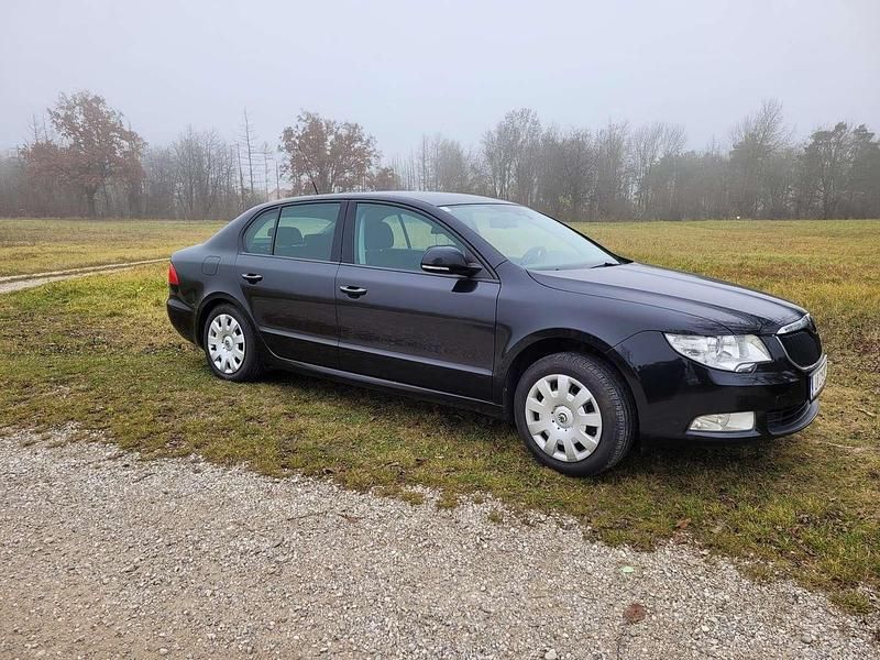 Gebraucht 2010 Skoda Superb Comfort Limousine | € 9.000 (Fairer Preis) - Bild 1/4