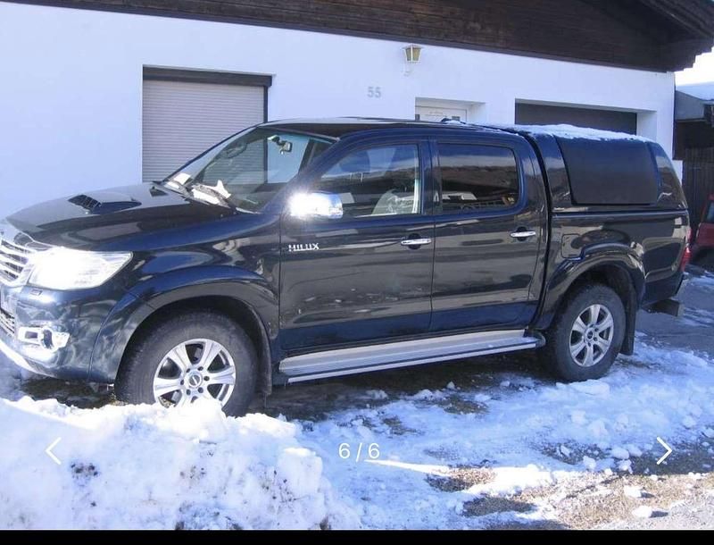 Gebraucht Toyota HiLux 171 PS (125 kW) 2013 Grau Abholung
