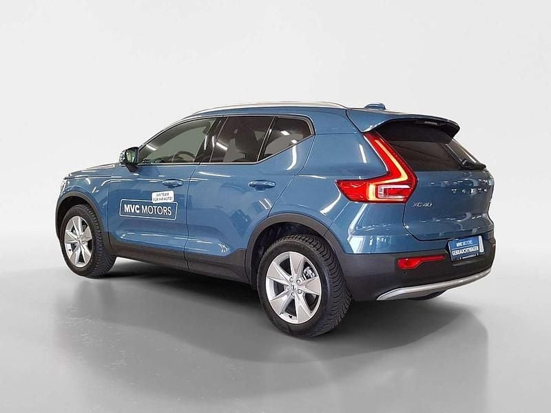 Gebraucht Volvo XC40 Core 163 PS (119 kW) 2025 Blau SUV