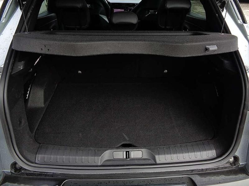 Gebraucht Alfa Romeo Junior 136 PS (100 kW) 2025 Grau SUV