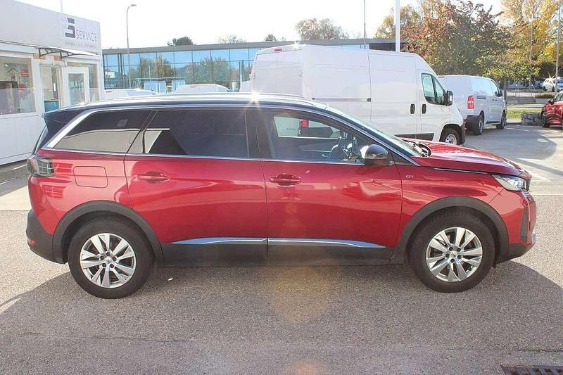 Gebraucht Peugeot 5008 GT 131 PS (96 kW) 2022 Rot Van / Kleinbus