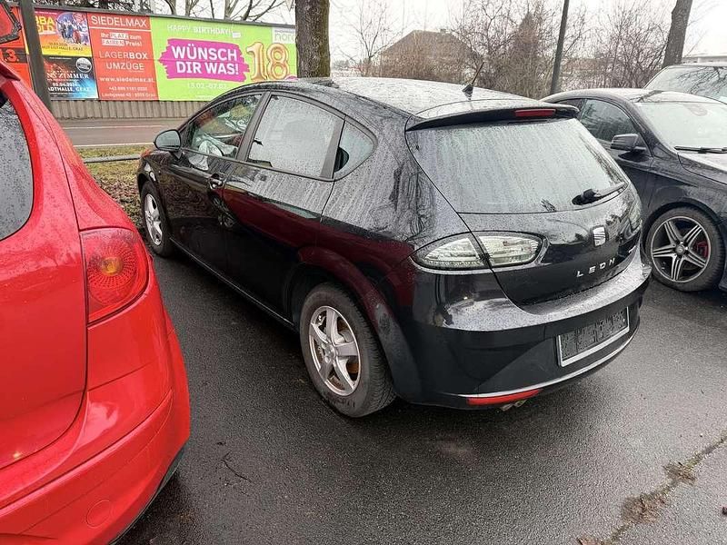 Gebraucht Seat Leon 105 PS (77 kW) 2011 Kleinwagen