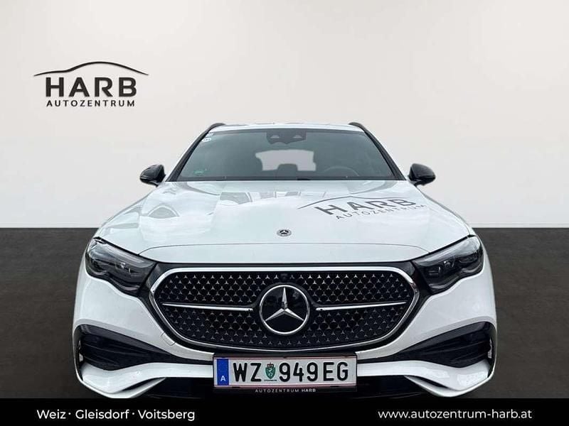 Gebraucht Mercedes E300 AMG line 197 PS (144 kW) 2025 Weiß Kombi