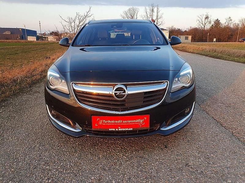 Gebraucht Opel Insignia Cosmo 163 PS (119 kW) 2014 Schwarz Kombi