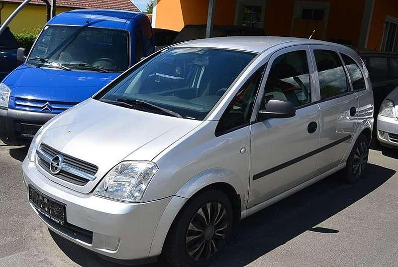 Gebraucht Opel Meriva Family 75 PS (55 kW) 2005 Silber Van / Kleinbus