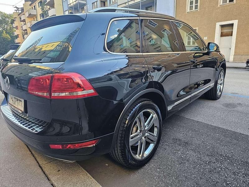 Gebraucht VW Touareg 245 PS (180 kW) 2011 Schwarz SUV
